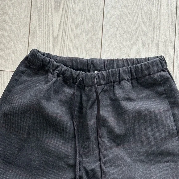 Babaton Black Relaxed Drawstring Pants - Picture 3 of 10